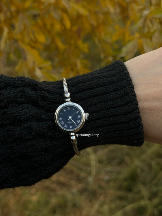 بنگل ساعتی رنگ سورمه ای